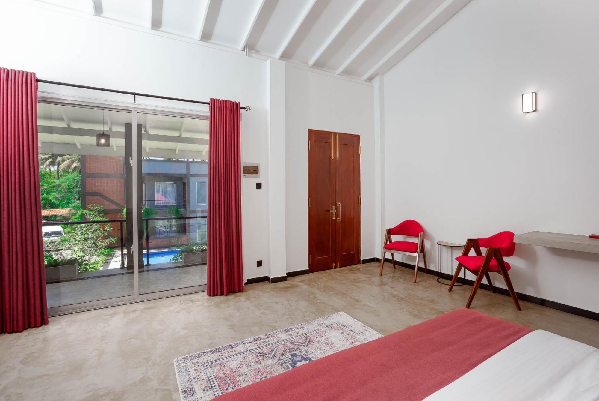 Hasthri Boutique Red Chalet In Ahangama With Pool Near Beach Eksteriør bilde